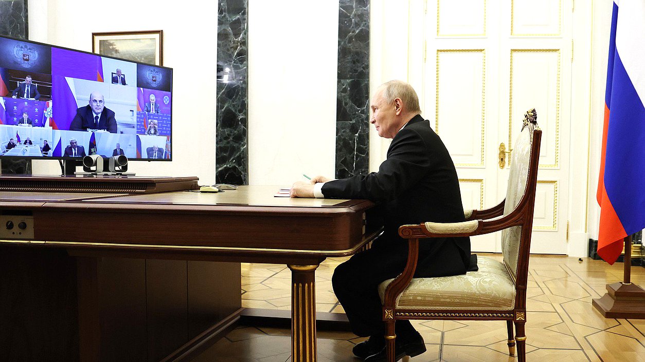 Совещание с постоянными членами Совета Безопасности (в режиме видеоконференции). Фото: kremlin.ru