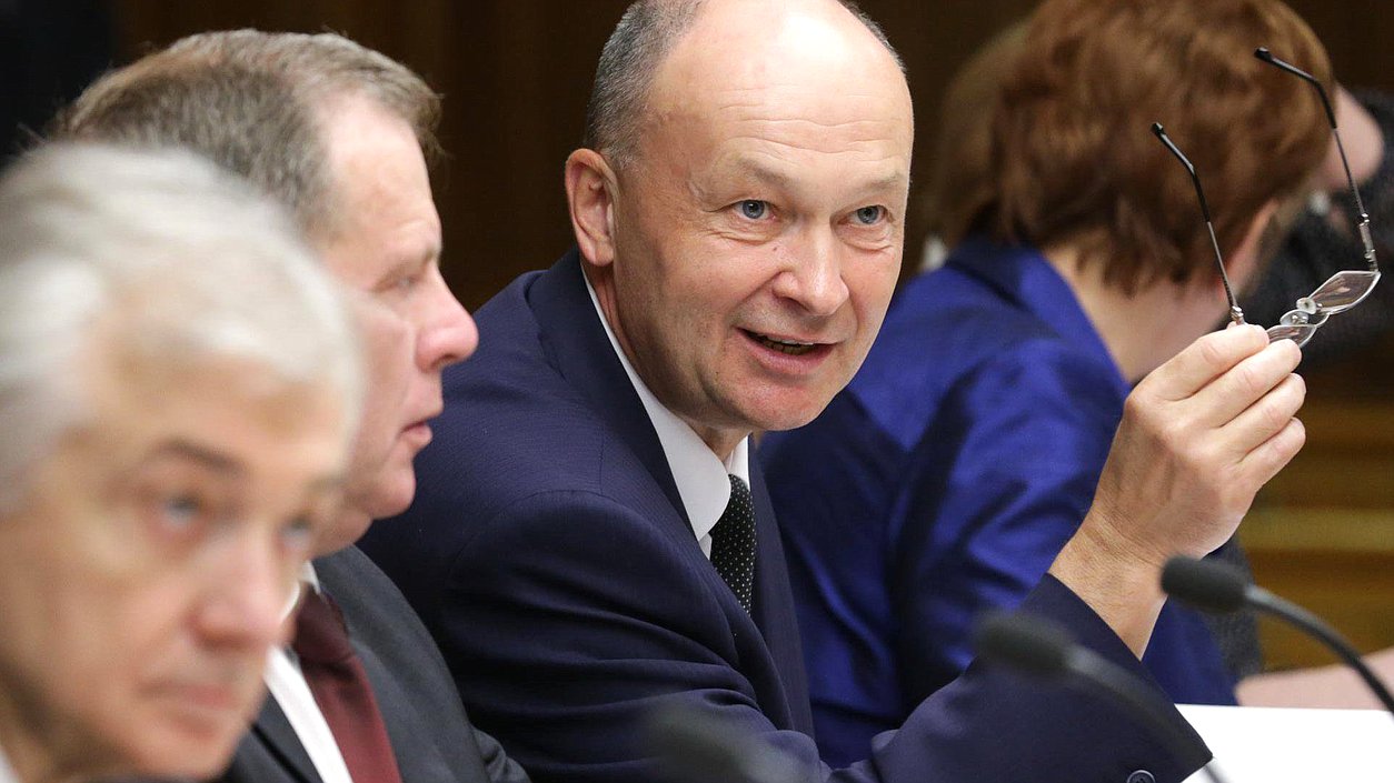  Заседание Президиума Совета законодателей 
Российской Федерации при Федеральном Собрании 
Российской Федерации.

