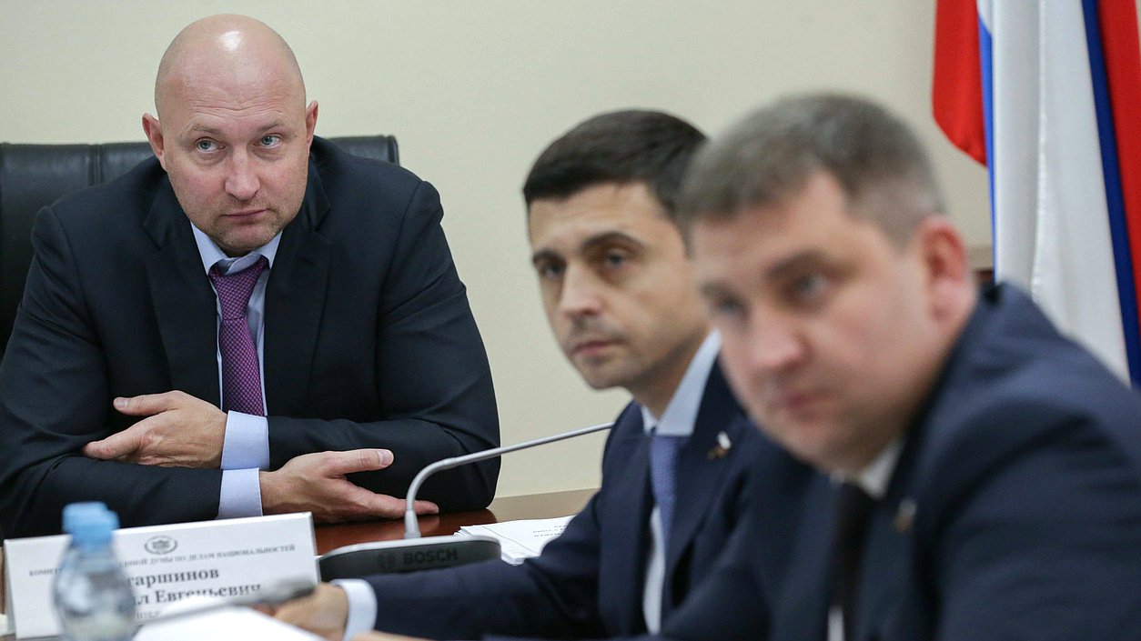 Первый заместитель председателя Комитета по делам национальностей Михаил Старшинов