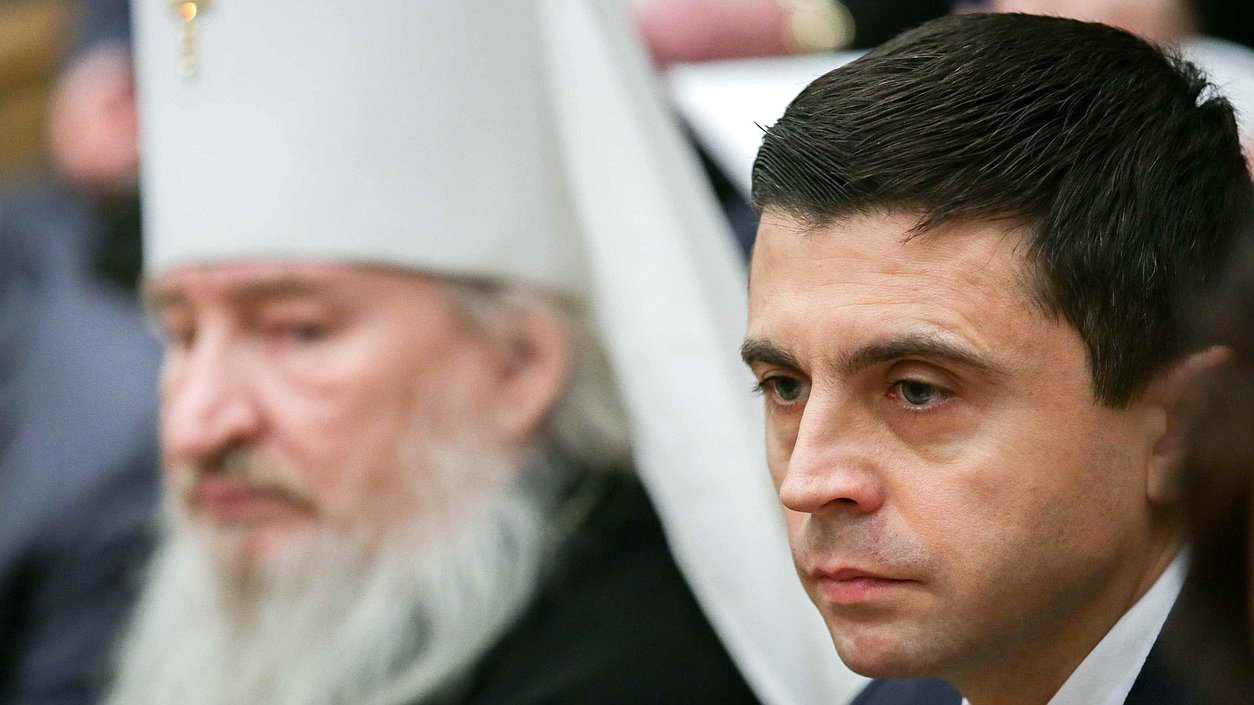 Заместитель председателя Комитета по делам национальностей Руслан Бальбек. Автор фото: Анна Исакова/Фотослужба Государственной Думы