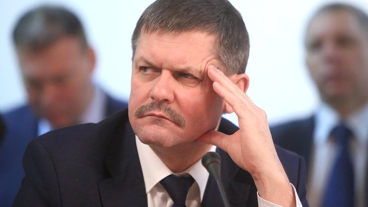 Круглый стол Комитета Государственной Думы по безопасности и противодействию коррупции на тему «Законодательные меры противодействия преступлениям, совершаемым с использованием мобильных средств связи лицами, находящимися в местах лишения свободы». 

