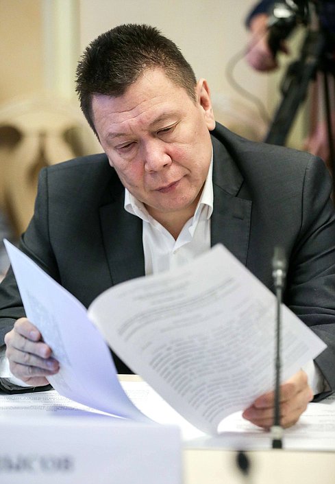 Заседание Президиума Экспертного совета по вопросам законодательного обеспечения развития районов Крайнего Севера, приравненных к ним местностей, районов Дальнего Востока, а также территорий, входящих в Арктическую зону РФ