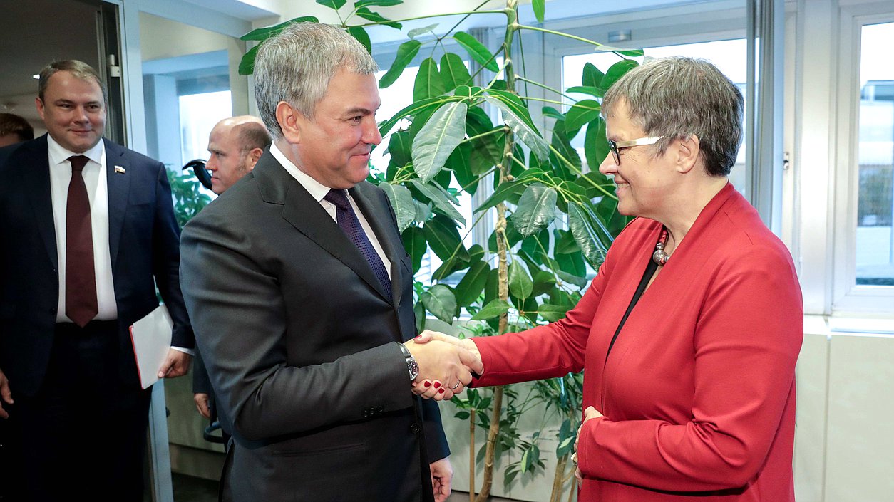 Chairman of the State Duma Viacheslav Volodin and President of the Parliamentary Assembly of the Council of Europe Liliane Maury Pasquier