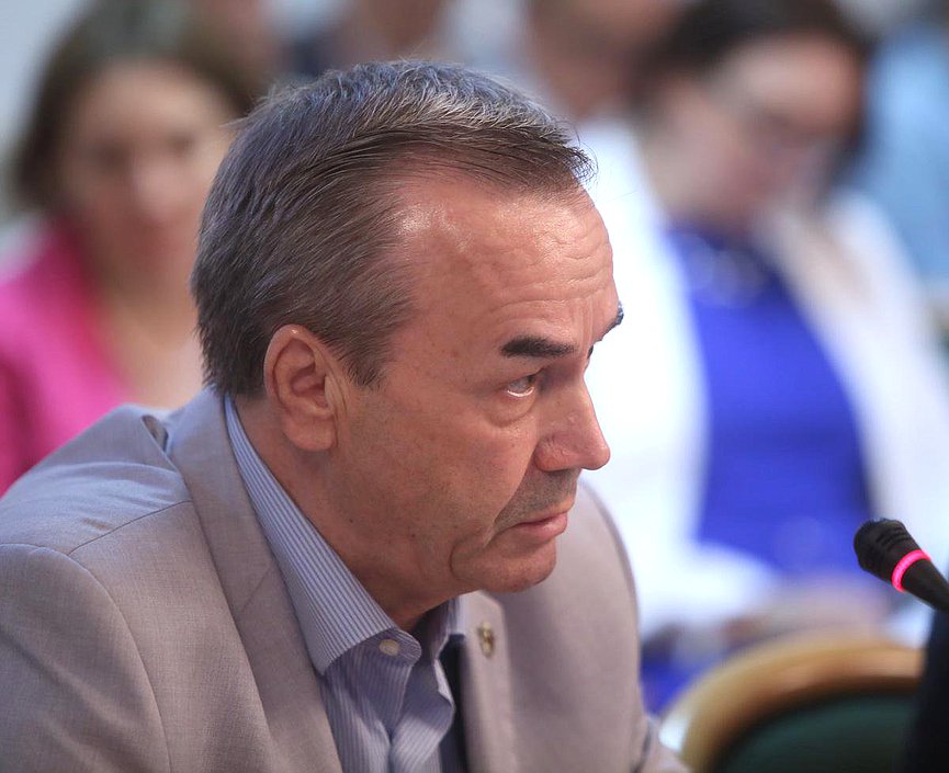 «Круглый стол» комитета Государственной Думы по вопросам собственности и комитета Государственной Думы по природным ресурсам, природопользованию и экологии на тему «Партнерство государства, бизнеса и науки как решающий фактор кадровой модернизации российской экономики в сфере комплексного устойчивого управления отходами». 

