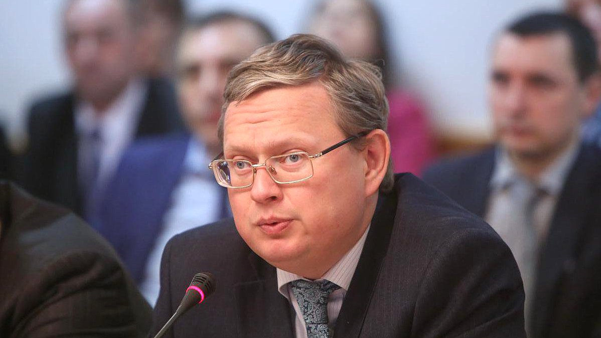 "Круглый стол" Комитета Государственной Думы по вопросам собственности на тему «Участие трудовых коллективов в управлении предприятием». 

