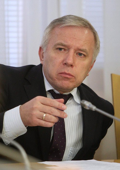   Круглый стол по вопросу законопроекта "О промышленной политике в Российской Федерации"