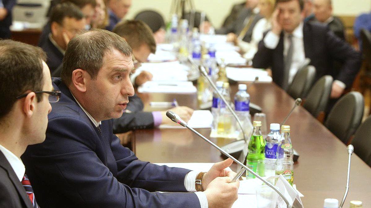 Круглый стол на тему "Вознаграждение лиц, сообщивших о преступлении, если это позволило предотвратить ущерб государственному бюджету".