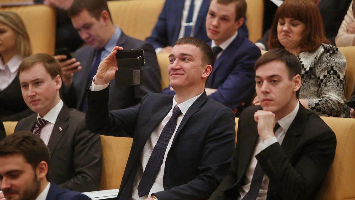 Заседание Общественной молодежной палаты (Молодежного парламента) при Государственной Думе. 


