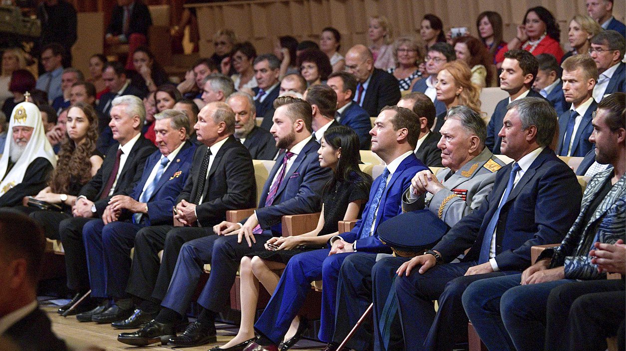 Президент РФ Владимир Путин, Председатель Правительства РФ Дмитрий Медведев, Председатель Государственной Думы Вячеслав Володин и мэр Москвы Сергей Собянин. Фото Пресс-службы Правительства РФ