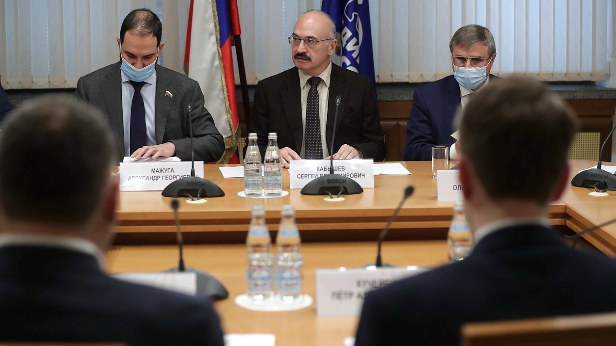 Председатель Комитета по науке и высшему образованию Сергей Кабышев