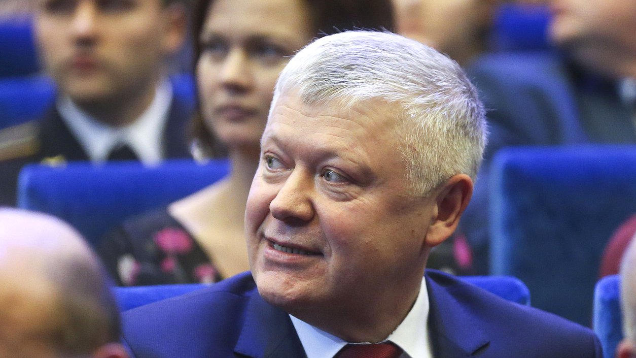 Председатель Комитета по безопасности и противодействию коррупции Василий Пискарев