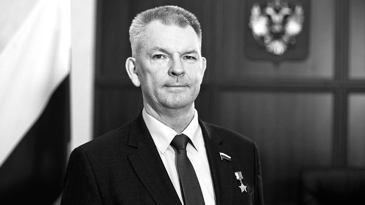 Александр Самокутяев