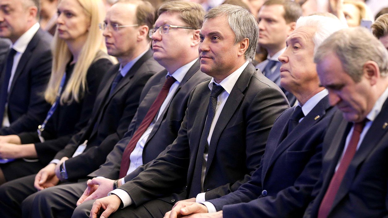 Председатель Государственной Думы Вячеслав Володин во время заседания фракции "Единая Россия" в Государственной Думе РФ. Фото: Анна Исакова/Фотослужба Государственной Думы