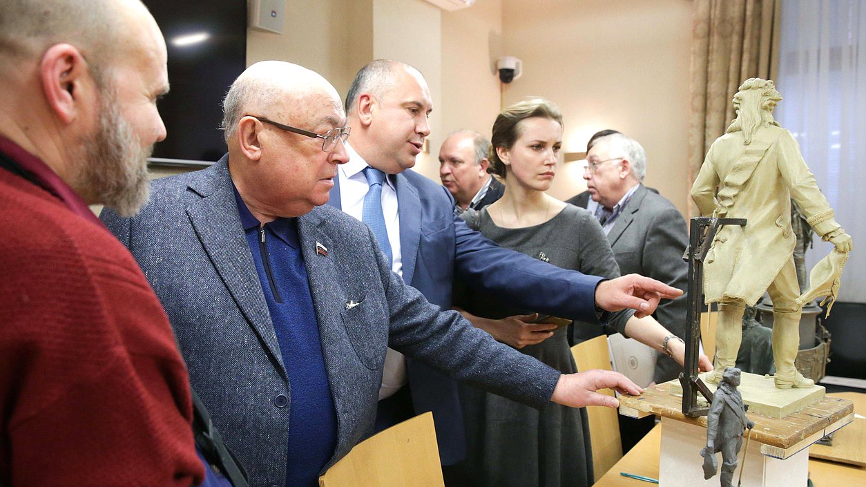 Совещание рабочей группы по подготовке и организации мероприятий, связанных с установкой памятника Г.А.Потемкину 
на территории Крымского федерального округа (г.Севастополь).
