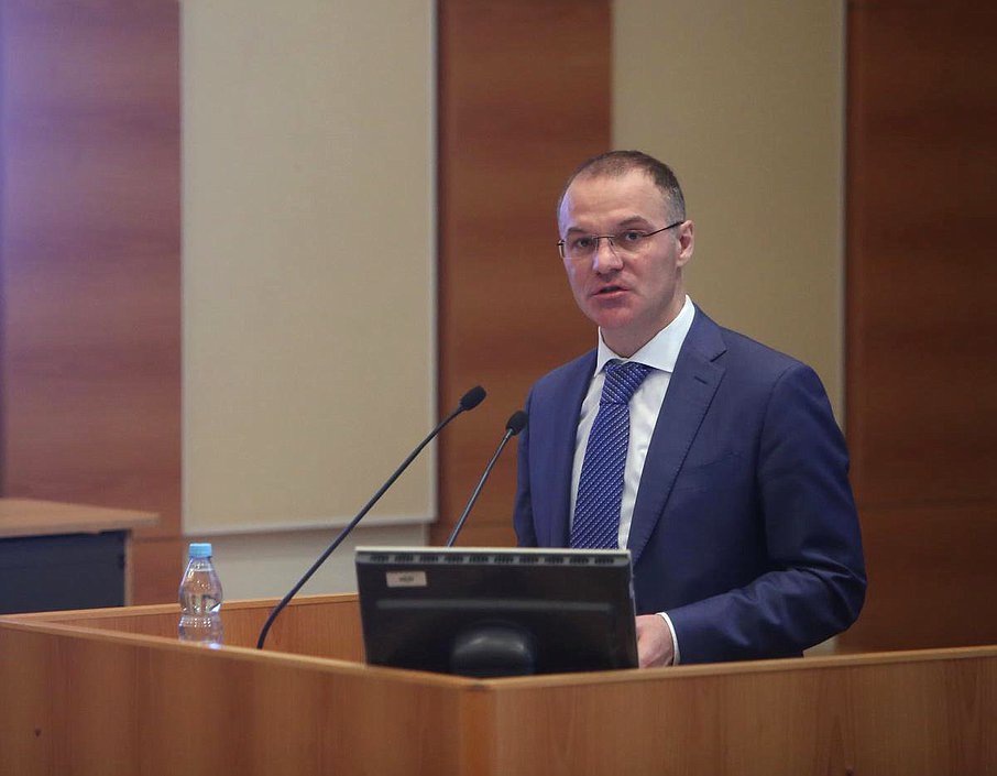 Расширенное заседание Высшего экологического совета Комитета Государственной Думы по природным ресурсам, природопользованию и экологии на тему «Обзор правоприменительной практики и проблемы реализации ключевых законодательных актов в области охраны окружающей среды и природопользования, принятых в период работы Государственной Думы 6 созыва».

