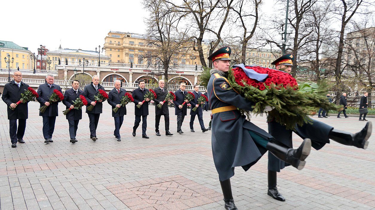 Возложение ОДКБ