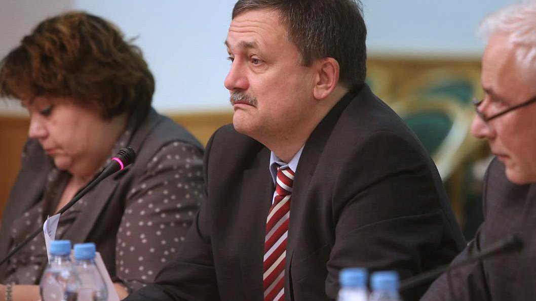 Парламентские слушания Комитета Государственной Думы по аграрным вопросам на тему «О законодательном совершенствовании видов государственного контроля в пунктах пропуска через государственную границу Российской Федерации». 

