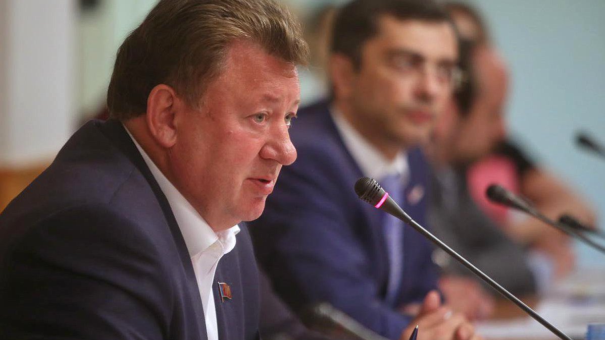 Расширенное заседание секции Высшего экологического совета на тему «Актуальные проблемы правового регулирования создания лесопарковых зеленых поясов крупных городов».
