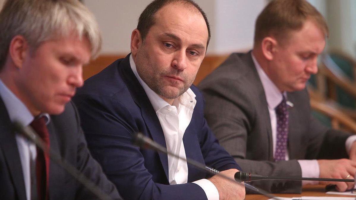 Круглый стол Комитета Государственной Думы по физической культуре, спорту и делам молодежи на тему «Институт контролеров-распорядителей: развитие российского законодательства и мировая практика по подготовке и организации деятельности контролеров-распорядителей в целях обеспечения безопасности общественного порядка и общественной безопасности при проведении официальных физкультурных и спортивных мероприятий». 

