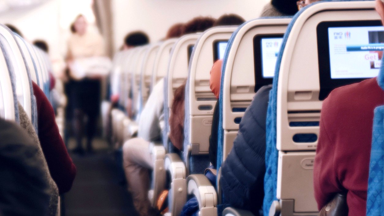 семья путешествие перелет авиа самолет