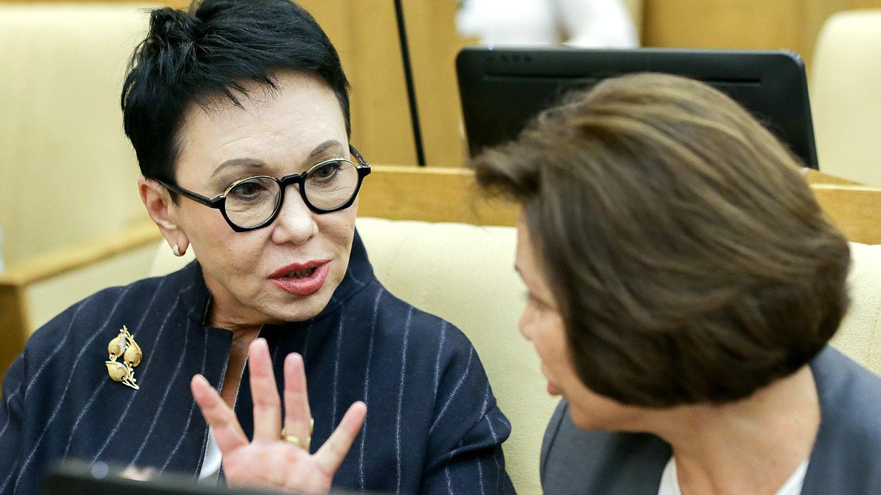 Заместитель Председателя Комитета по контролю и Регламенту Лариса Шойгу