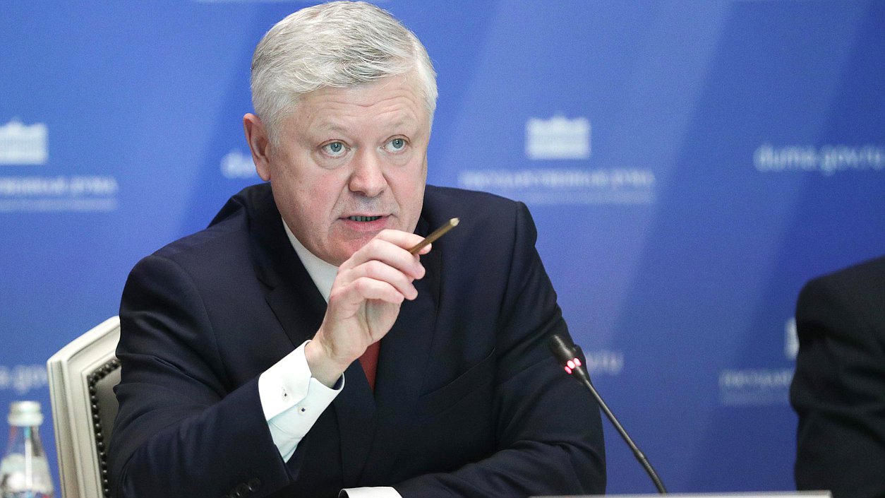 Председатель Комитета по безопасности и противодействию коррупции Василий Пискарев