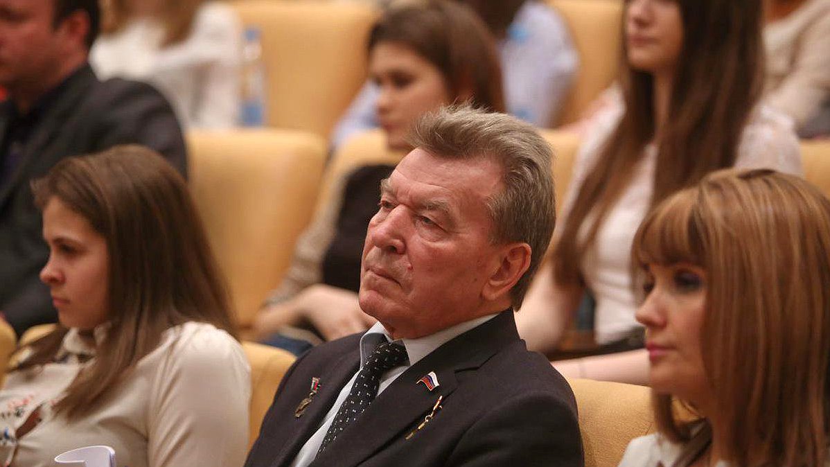 «Круглый стол» Комитета Государственной Думы по физической культуре, спорту и делам молодежи на тему «Воспитание патриотизма у молодого поколения на значимых событиях российской истории: первые в космосе», посвященный 55-летию со дня первого полета человека в космос. 
 

