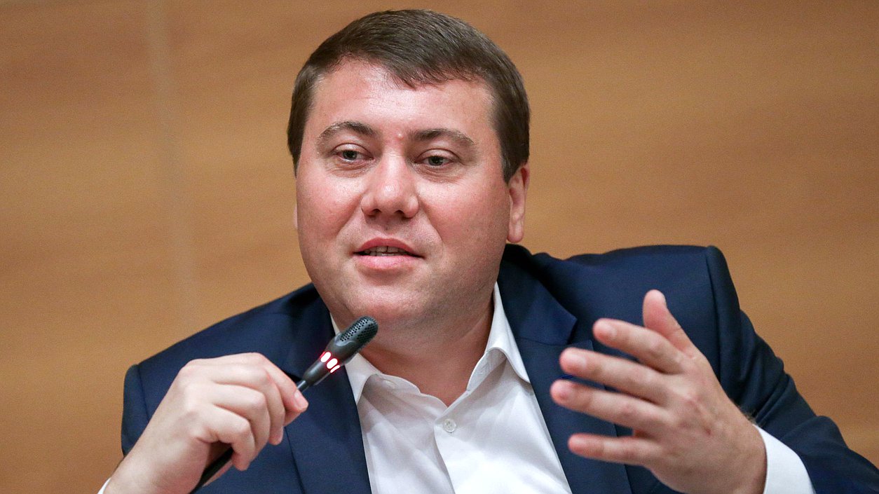Первый заместитель Председателя Комитета по региональной политике и проблемам Севера и Дальнего Востока Иван Абрамов