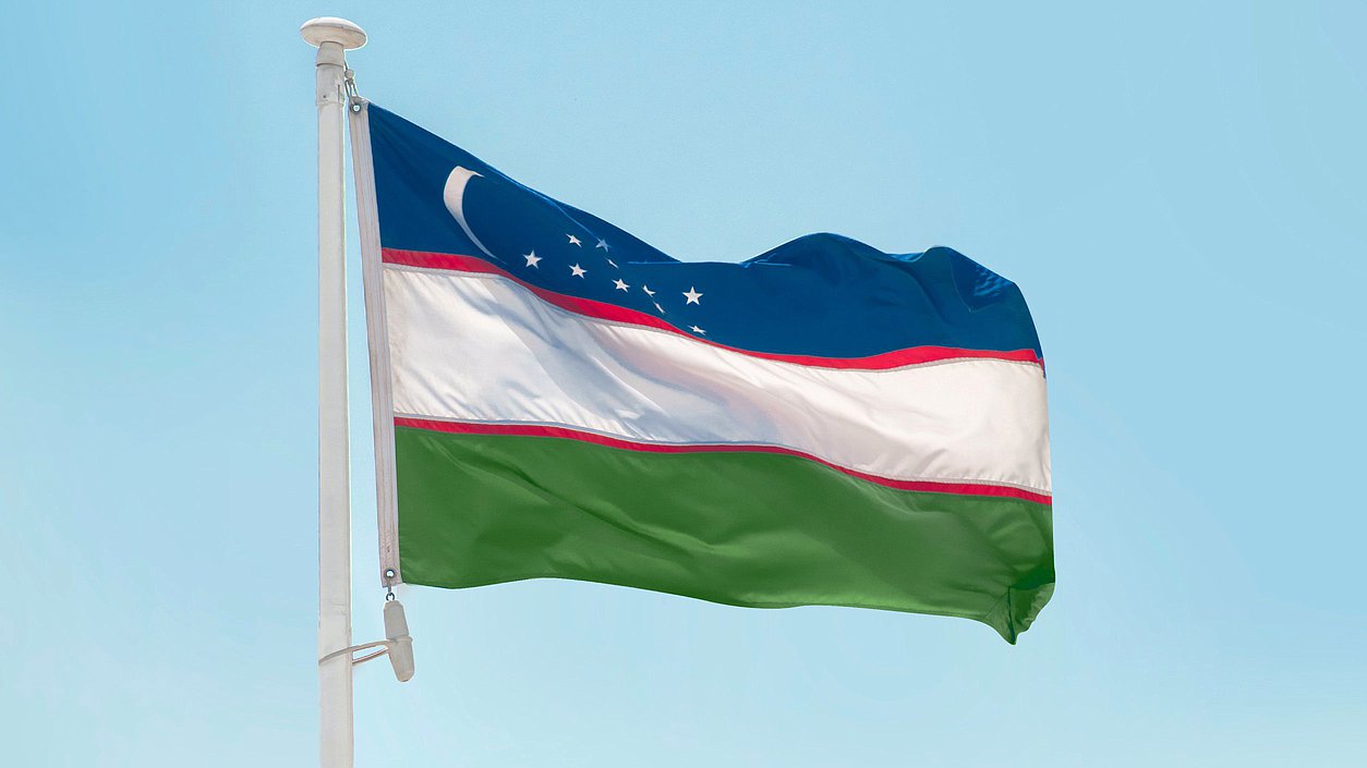 флаг Узбекистана