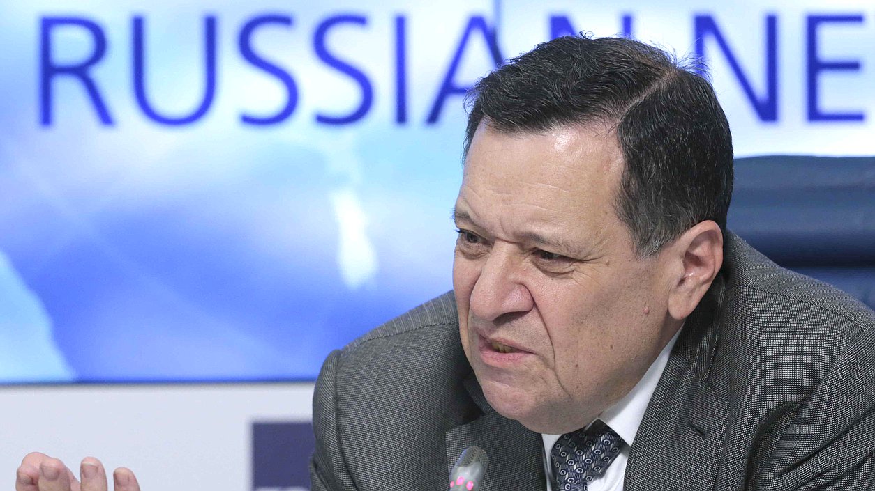 Участие Председателя Государственной Думы  

Федерального Собрания Российской Федерации С.Е.Нарышкина  

в пресс-конференции по итогам работы 

Государственной Думы VI созыва. 
