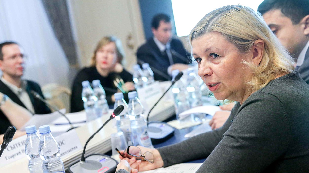 Член Комитета по культуре Наталья Пилюс