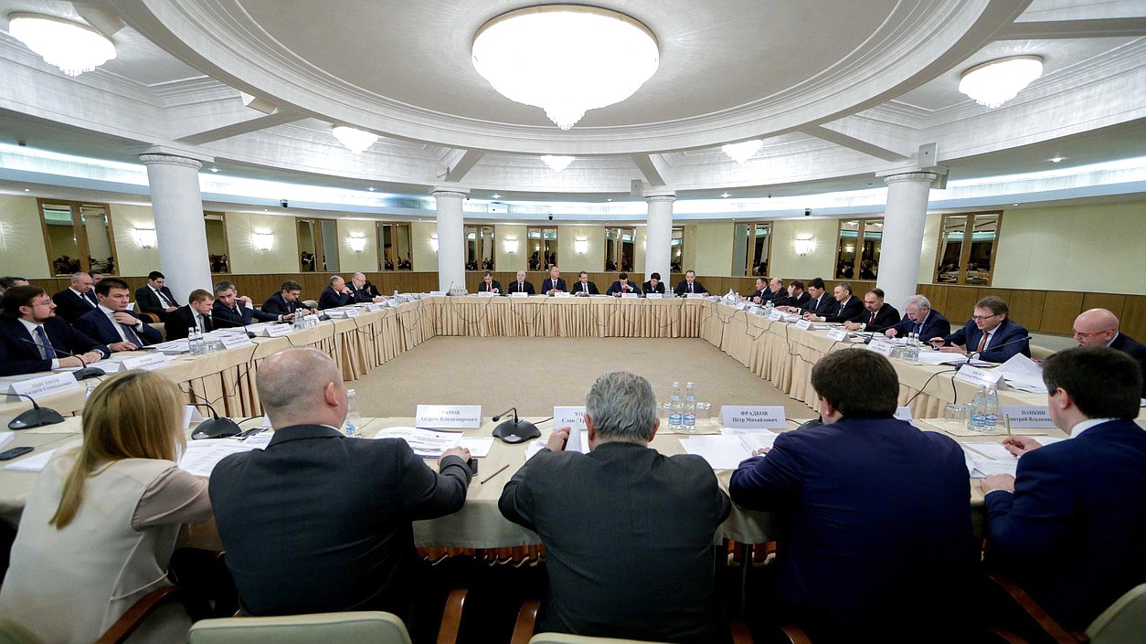 Заседание Совета по инвестициям при Председателе Государственной Думы Федерального Собрания Российской Федерации. 

