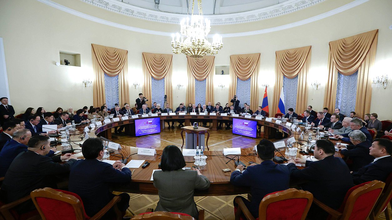 Второе заседание Комиссии по сотрудничеству между Федеральным Собранием РФ и Великим Государственным Хуралом Монголии