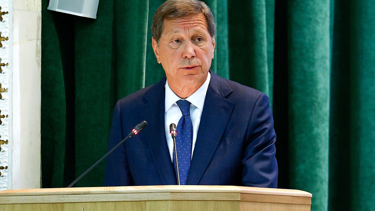 Первый заместитель Председателя Государственной Думы Александр Жуков
