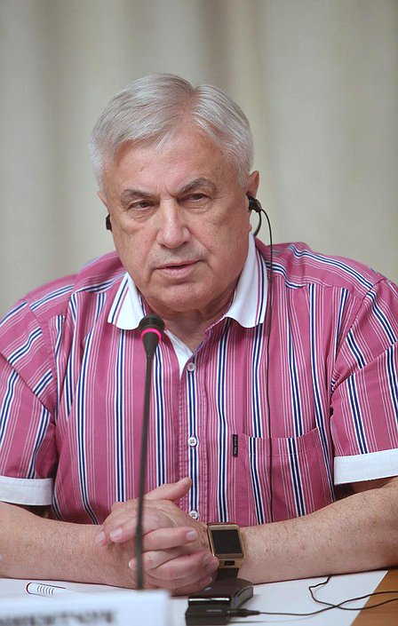 «Круглый стол» комитета Государственной Думы по вопросам собственности и комитета Государственной Думы по природным ресурсам, природопользованию и экологии на тему «Партнерство государства, бизнеса и науки как решающий фактор кадровой модернизации российской экономики в сфере комплексного устойчивого управления отходами». 


