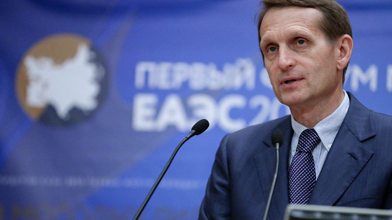 Пленарное заседание I Форума молодых лидеров 
Евразийского экономического союза.
