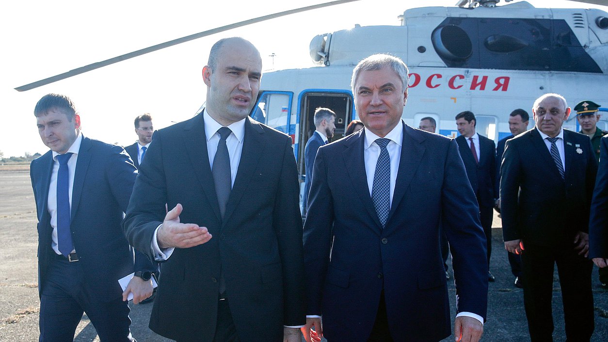 Председатель Государственной Думы Вячеслав Володин и Председатель Парламента Абхазии Лаша Ашуба