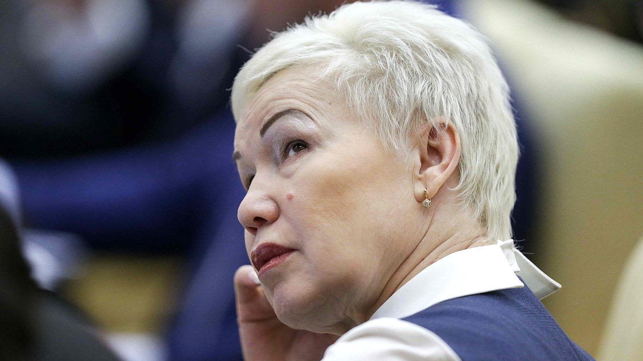 Член Комитета по физической культуре, спорту, туризму и делам молодежи Рима Баталова