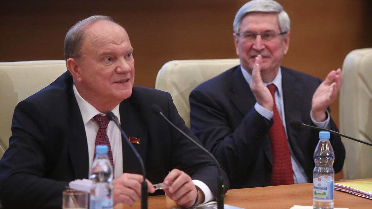 Лекция «2015 год – год света. Эффективные преобразования и генерация света». Лектор – лауреат Нобелевской премии, депутат Государственной Думы Ж.И.Алферов. 

