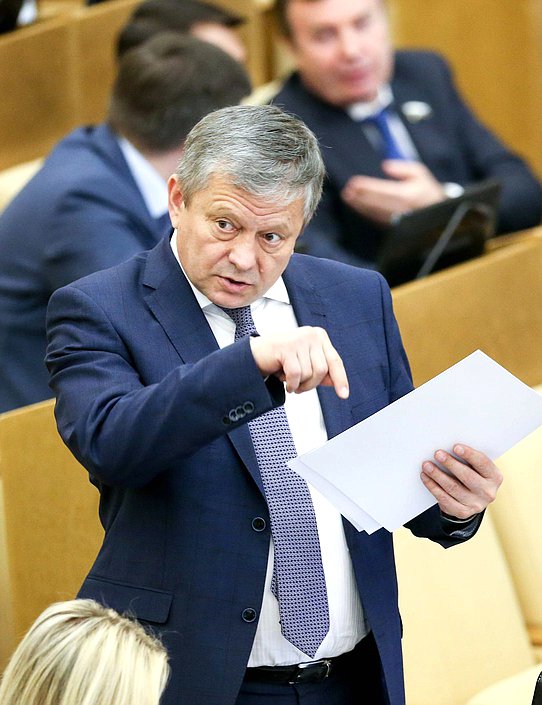 Член Комитета по физической культуре, спорту, туризму и делам молодежи Марат Бариев