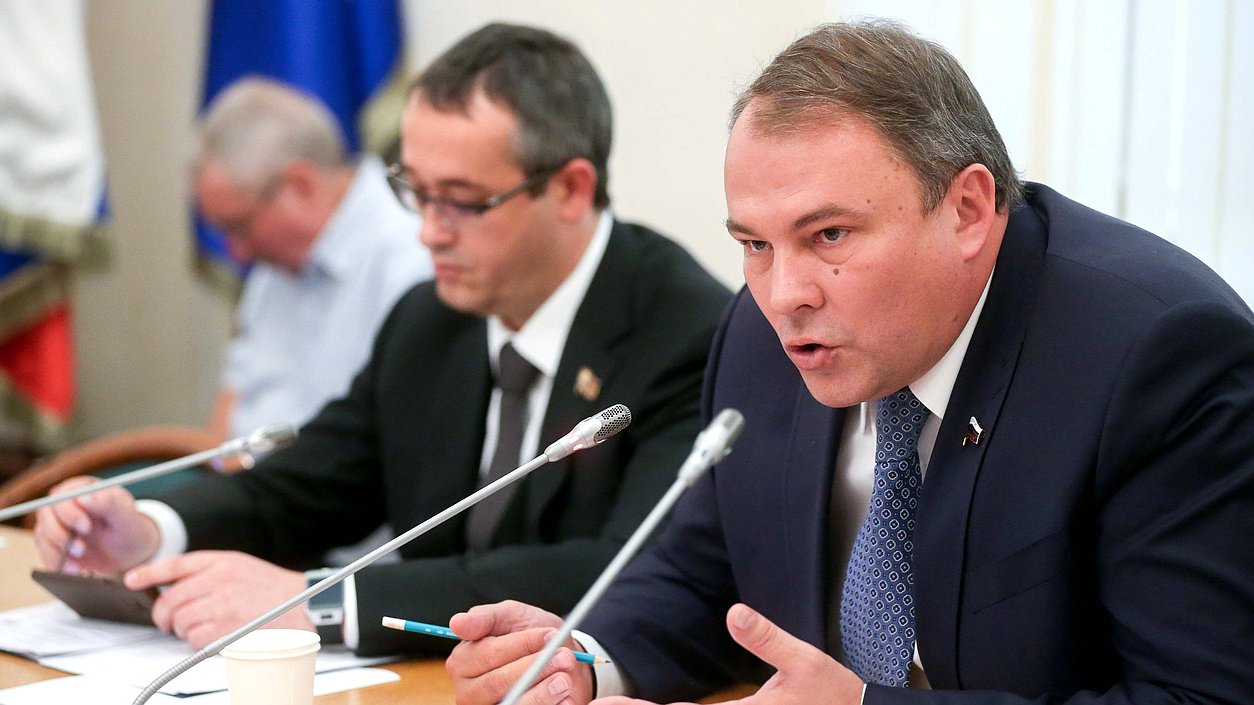 Заместитель Председателя Государственной Думы Петр Толстой