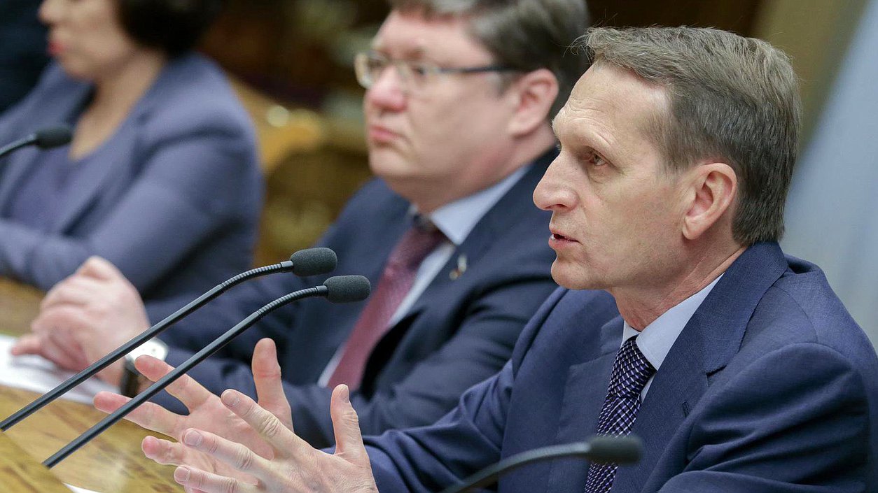 Встреча Председателя Государственной Думы 
 С.Е.Нарышкина 
c Председателем Меджлиса Туркменистана А.Т.Нурбердыевой. 

