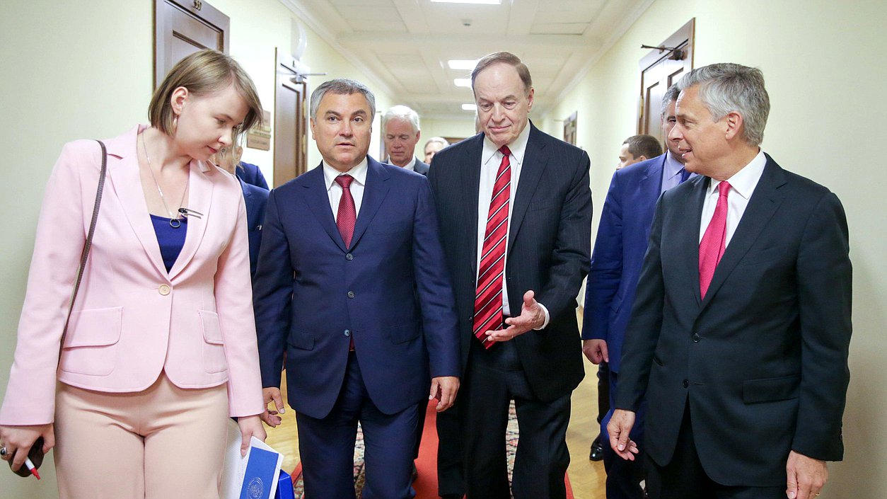 Chairman of the State Duma Viacheslav Volodin and Chairman of the US Congress Appropriations Committee Richard Shelby