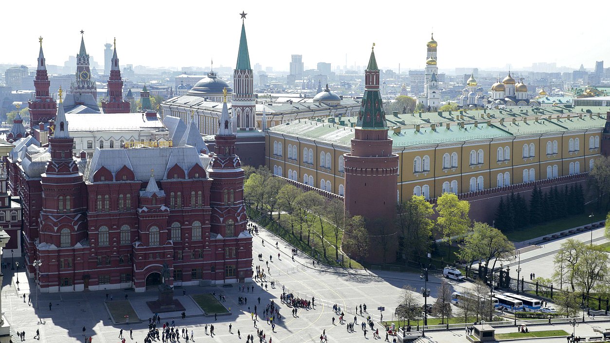 Фото с крыши люди