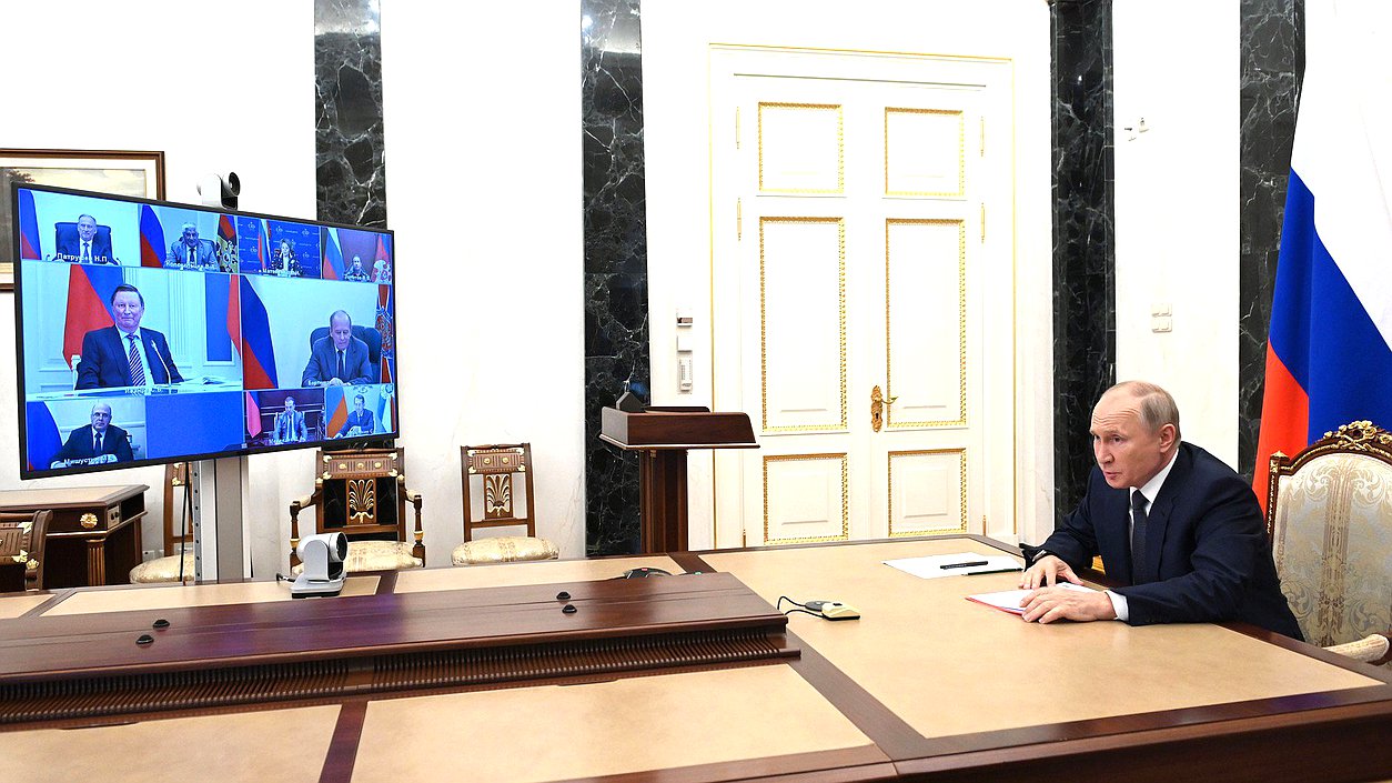 Совещание с постоянными членами Совета Безопасности. Фото: kremlin.ru