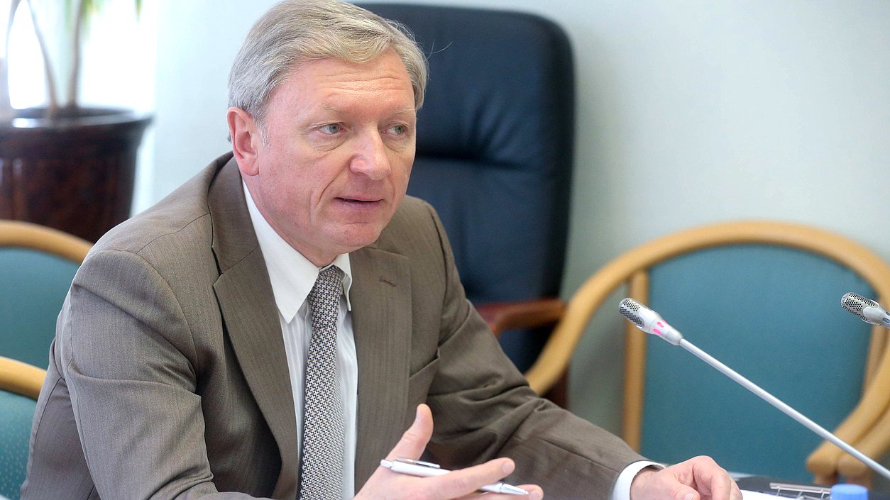 Заместитель Министра транспорта РФ Александр Юрчик