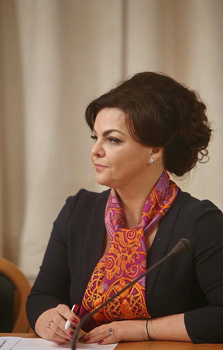 Парламентские слушания Комитета Государственной Думы по земельным отношениям и строительству на тему «Региональное развитие и комфортная среда проживания граждан как основа градостроительной политики Российской Федерации». 


