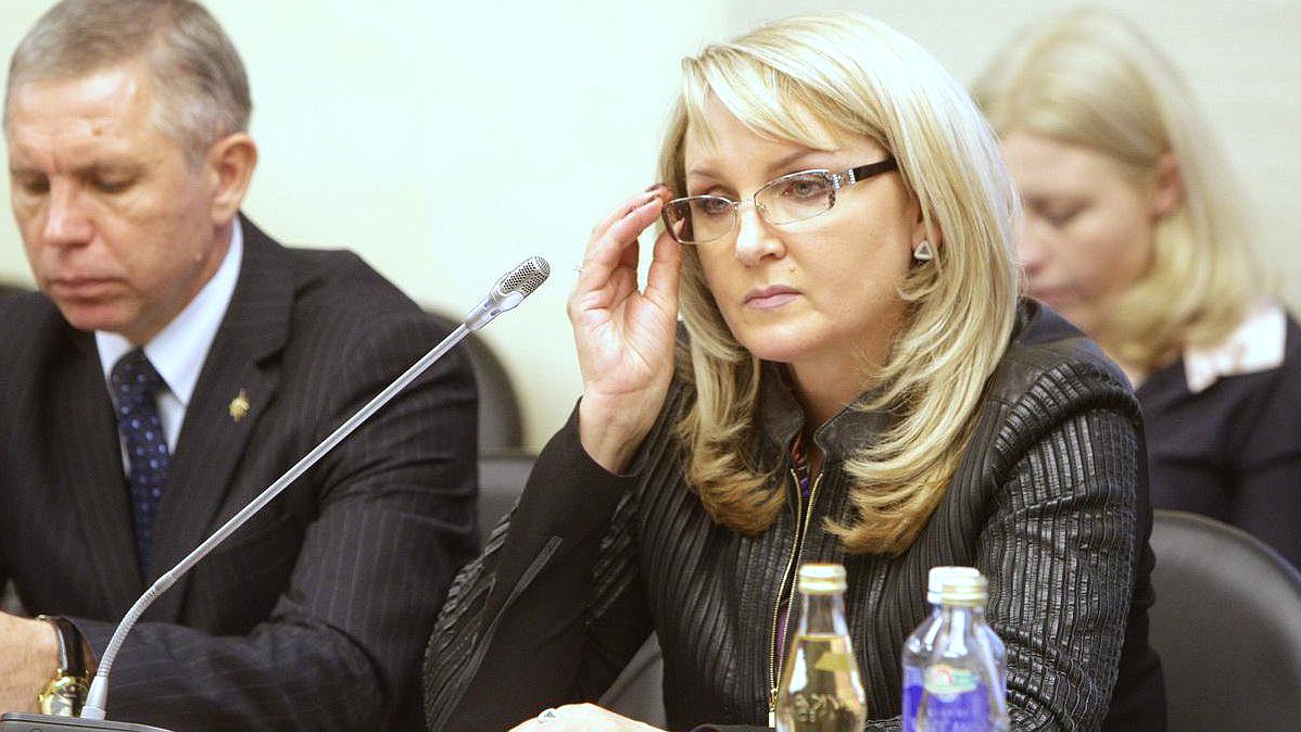 Круглый стол на тему "Вознаграждение лиц, сообщивших о преступлении, если это позволило предотвратить ущерб государственному бюджету".