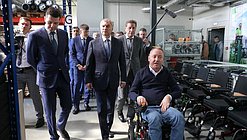 Председатель Государственной Думы Вячеслав Володин и депутаты посетили фабрику по производству технических средств реабилитации для людей с ограниченными возможностей в Калининградской области