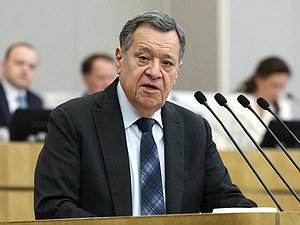 Председатель Комитета по бюджету и налогам Андрей Макаров